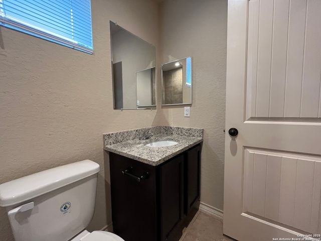6866 Lakeview Dr Unit 101, San Antonio, TX 78244