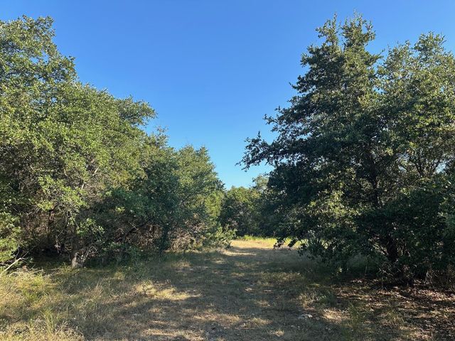 49 County Road 200, Burnet, TX 78611