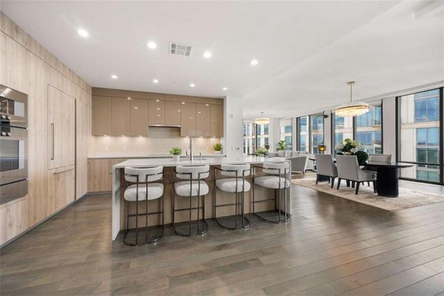 3107 Peachtree Road NE 1804, Atlanta, GA 30305