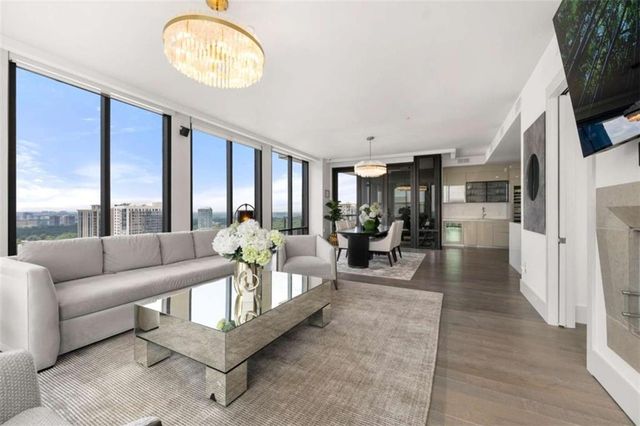3107 Peachtree Road NE 1804, Atlanta, GA 30305