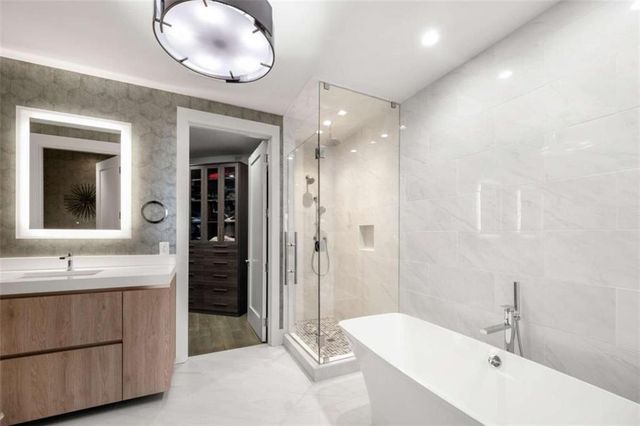 3107 Peachtree Road NE 1804, Atlanta, GA 30305