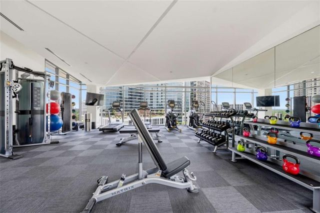 3107 Peachtree Road NE 1804, Atlanta, GA 30305