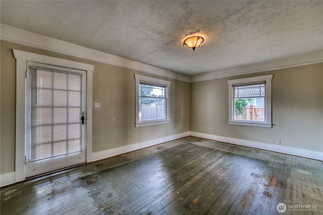 5705 N 47th Street, Tacoma, WA 98407