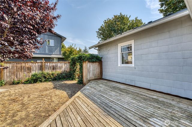 5705 N 47th Street, Tacoma, WA 98407