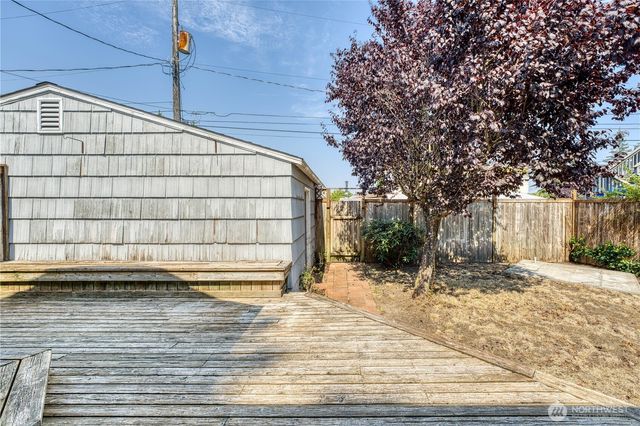 5705 N 47th Street, Tacoma, WA 98407