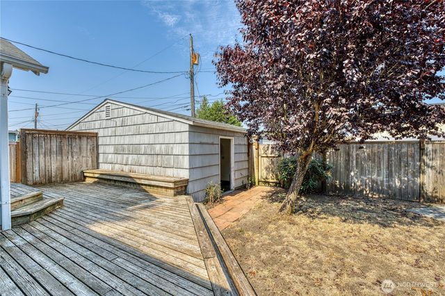 5705 N 47th Street, Tacoma, WA 98407