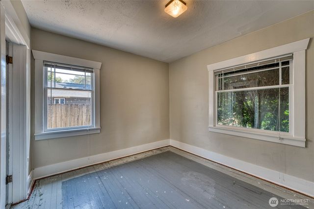5705 N 47th Street, Tacoma, WA 98407