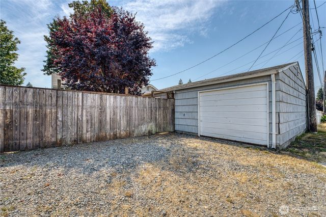 5705 N 47th Street, Tacoma, WA 98407