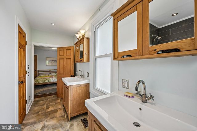 3721 STANTON ST, Philadelphia, PA 19129