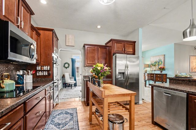 18488 Summer Wind Lane, South Bend, IN 46637