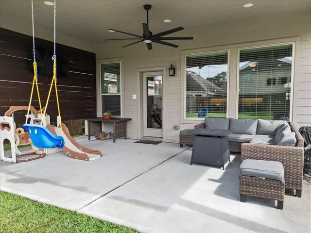 439 Bayberry Landing Way, Crosby, TX 77532