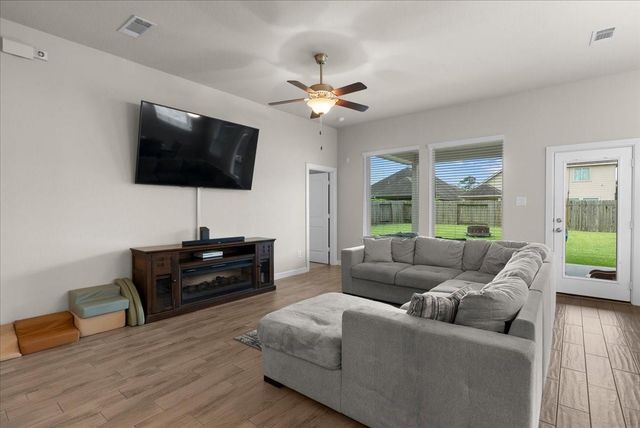 439 Bayberry Landing Way, Crosby, TX 77532