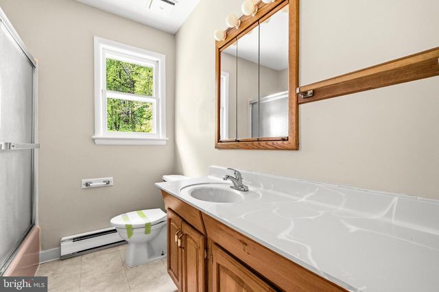 12404 WALLACE LN, Upper Marlboro, MD 20772