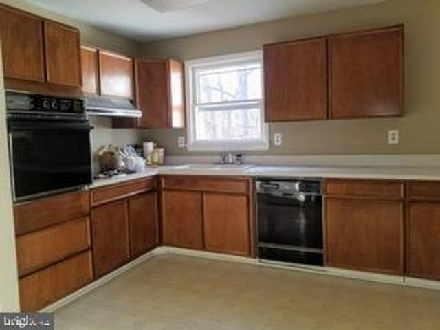 12404 WALLACE LN, Upper Marlboro, MD 20772