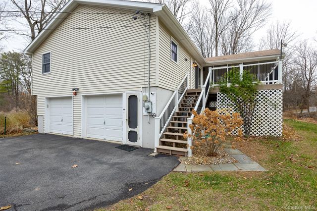 26 Saint Paul Road, Red Hook, NY 12571