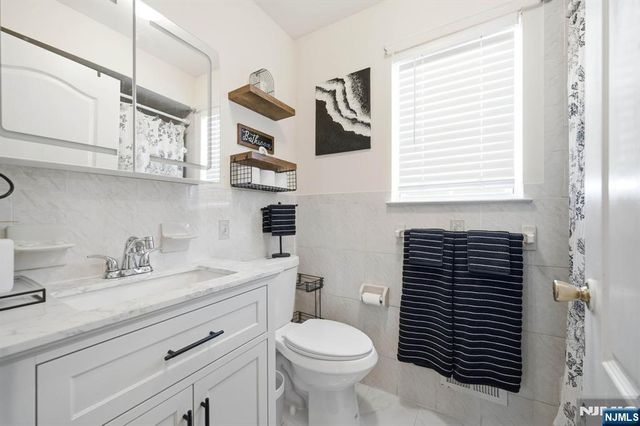 114 4th Street, Newark, NJ 07107
