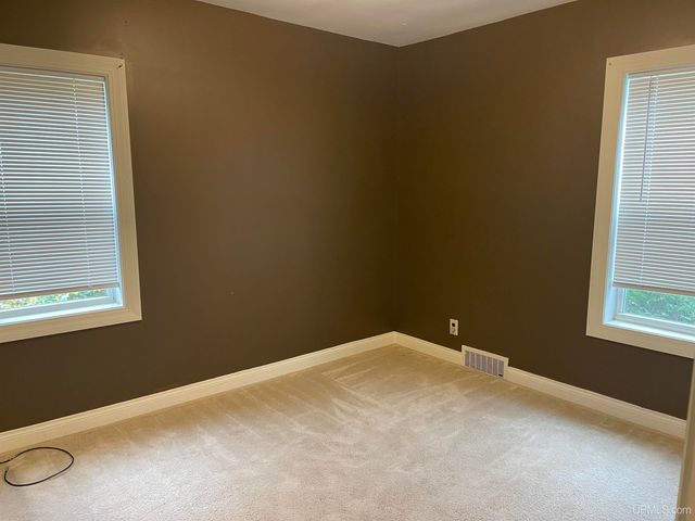 224 E Coolidge Avenue, Ironwood, MI 49938