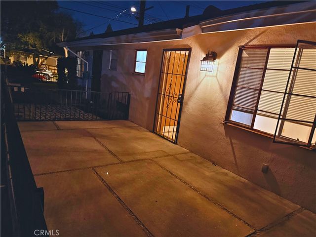 843 W Walnut B, Monrovia, CA 91016