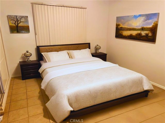 843 W Walnut B, Monrovia, CA 91016