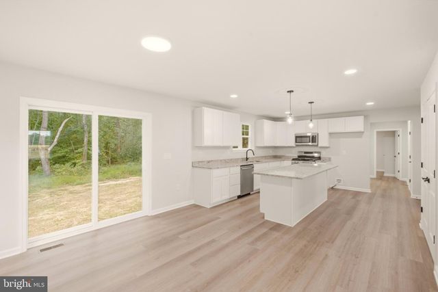 930 AURA RD, Monroeville, NJ 08343