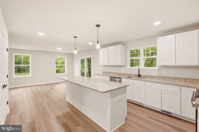 930 AURA RD, Monroeville, NJ 08343