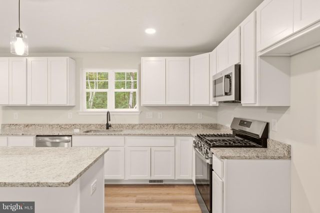 930 AURA RD, Monroeville, NJ 08343