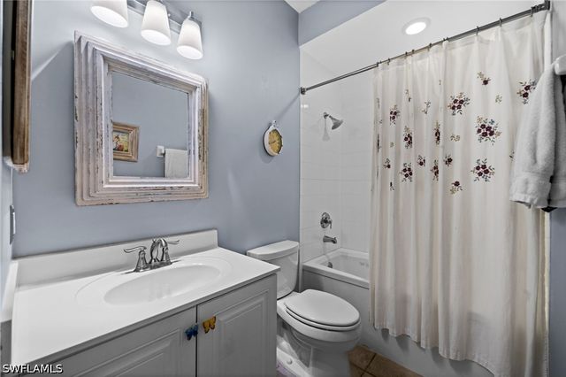 8380 Whisper Trace LN J201, Naples, FL 34114