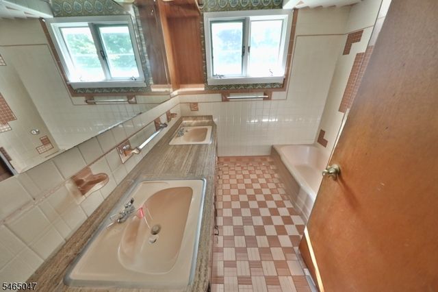 9 Brantwood Estates, Mansfield Twp., NJ 07840