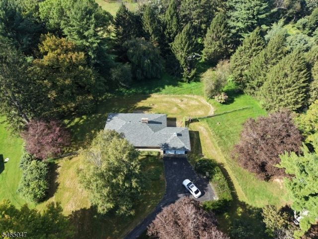 9 Brantwood Estates, Mansfield Twp., NJ 07840