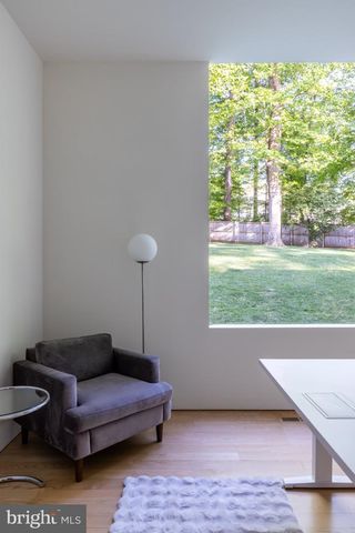 7405 HELMSDALE RD, Bethesda, MD 20817