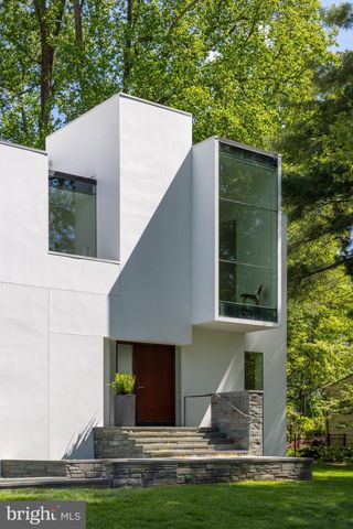 7405 HELMSDALE RD, Bethesda, MD 20817