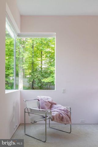 7405 HELMSDALE RD, Bethesda, MD 20817