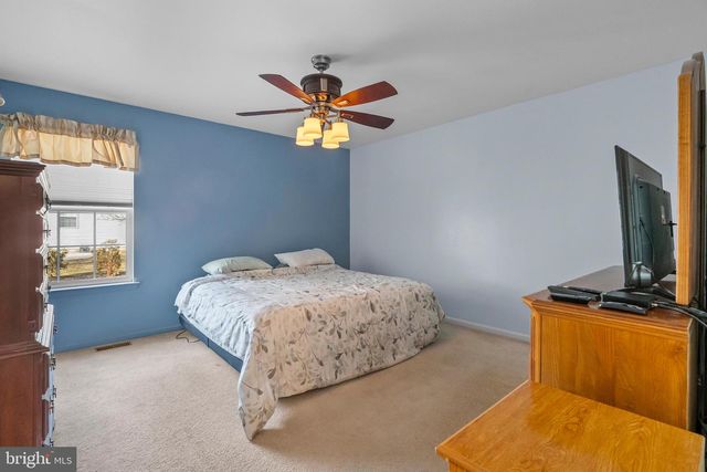 20 EAGLE RIDGE DR, Mantua, NJ 08051