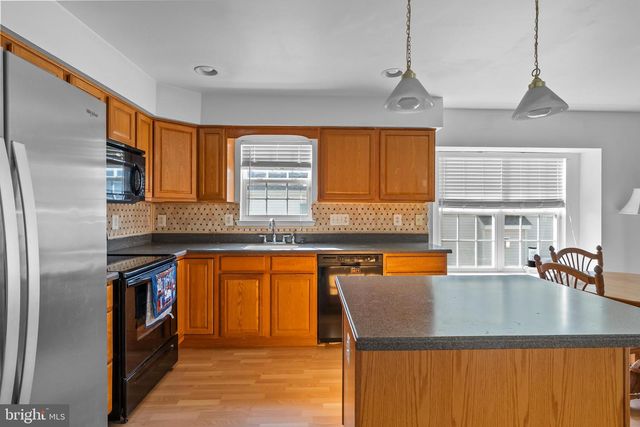 20 EAGLE RIDGE DR, Mantua, NJ 08051