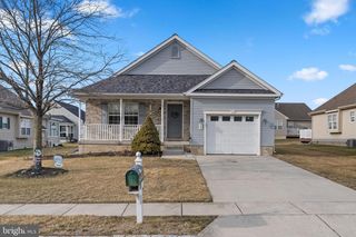 20 EAGLE RIDGE DR, Mantua, NJ 08051
