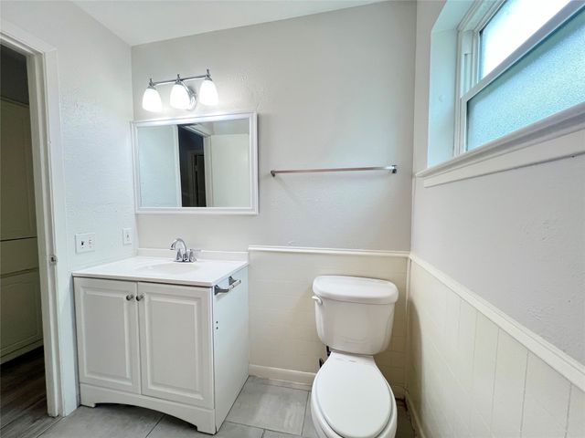 2121 Spanish Trail, Irving, TX 75060