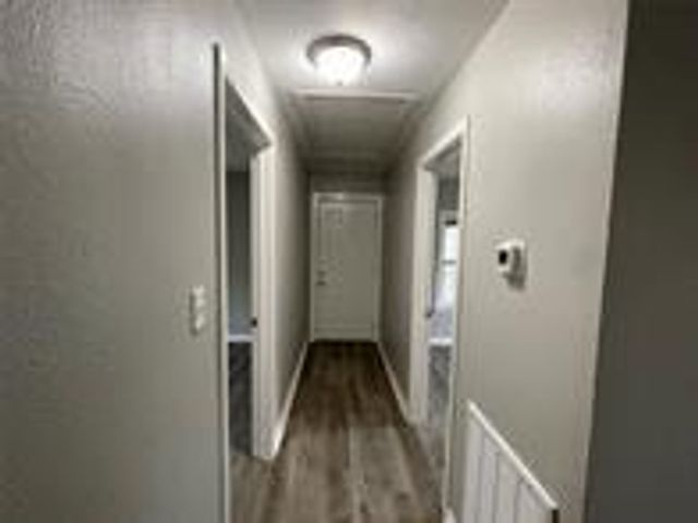 2327 4th Avenue N, Texas City, TX 77590