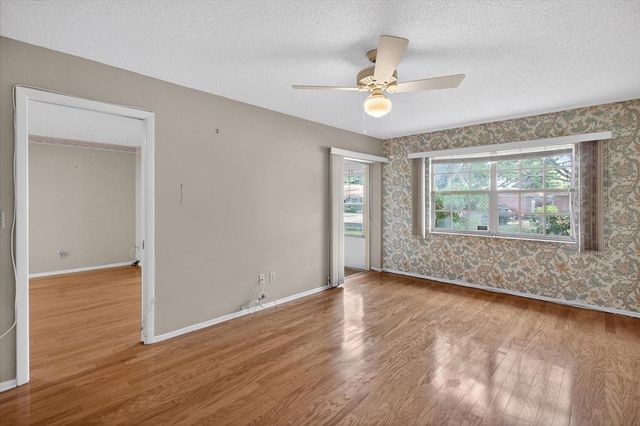 2211 LARK CIRCLE W D, Palm Harbor, FL 34684