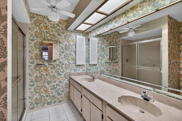 2211 LARK CIRCLE W D, Palm Harbor, FL 34684