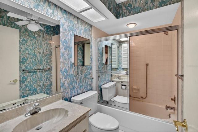 2211 LARK CIRCLE W D, Palm Harbor, FL 34684