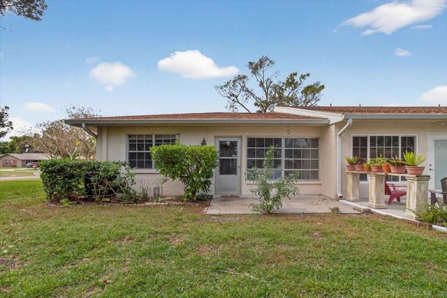 2211 LARK CIRCLE W D, Palm Harbor, FL 34684