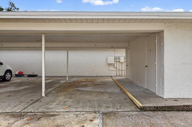 2211 LARK CIRCLE W D, Palm Harbor, FL 34684