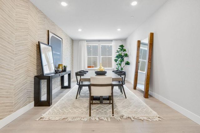 8431 Kyler Rd, Elk Grove, CA 95757