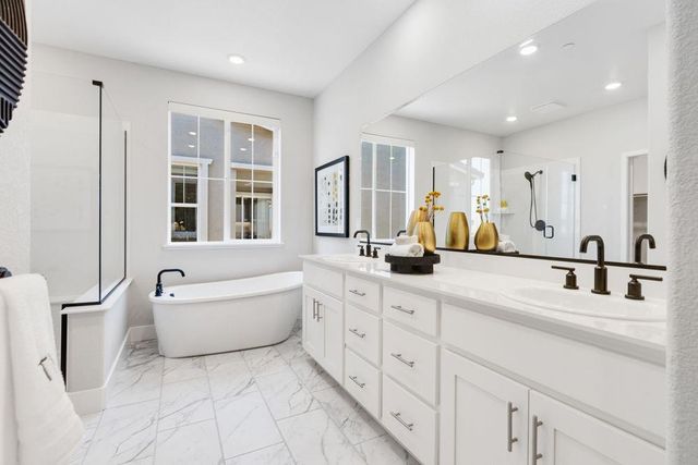 8431 Kyler Rd, Elk Grove, CA 95757
