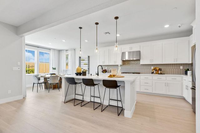 8431 Kyler Rd, Elk Grove, CA 95757