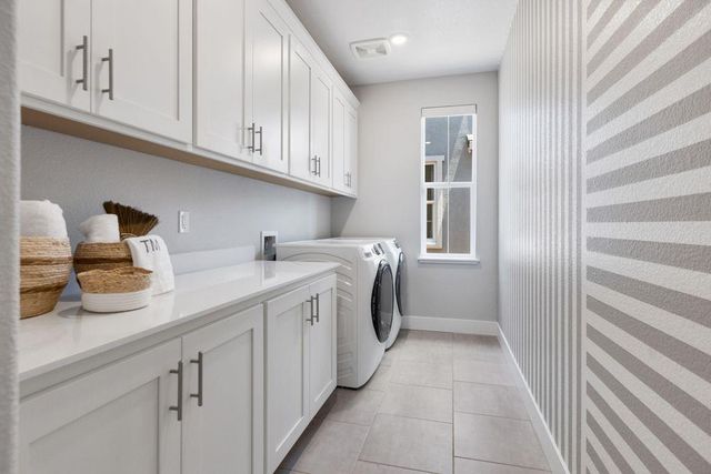 8431 Kyler Rd, Elk Grove, CA 95757