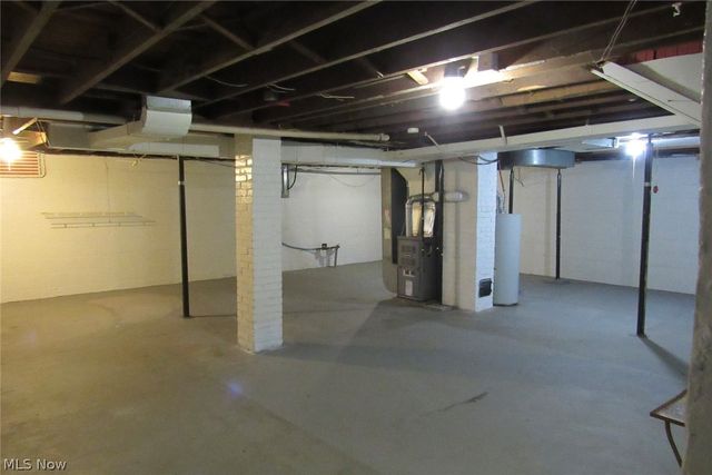 2042 W Prospect Road, Ashtabula, OH 44004