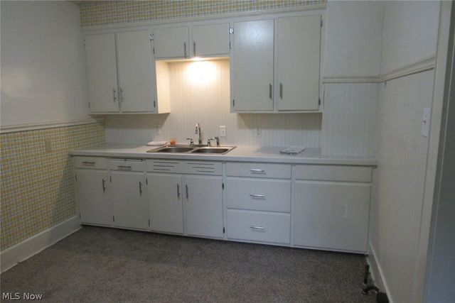 2042 W Prospect Road, Ashtabula, OH 44004