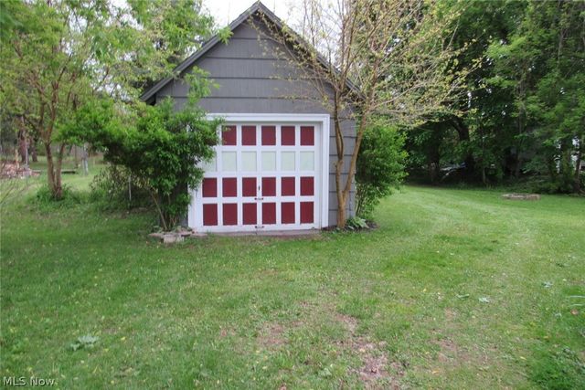 2042 W Prospect Road, Ashtabula, OH 44004