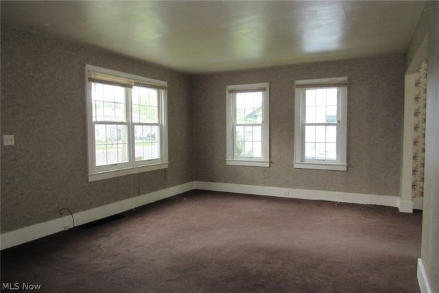 2042 W Prospect Road, Ashtabula, OH 44004
